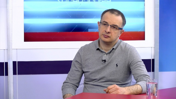 Пресс-конференция Кочаряна с российскими СМИ говорит об особом к нему отношении – Арен Апикян (видео)